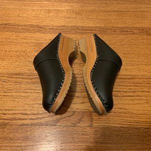 Good Guys Don't Wear Leather Troentorp Vegan Clogs 38